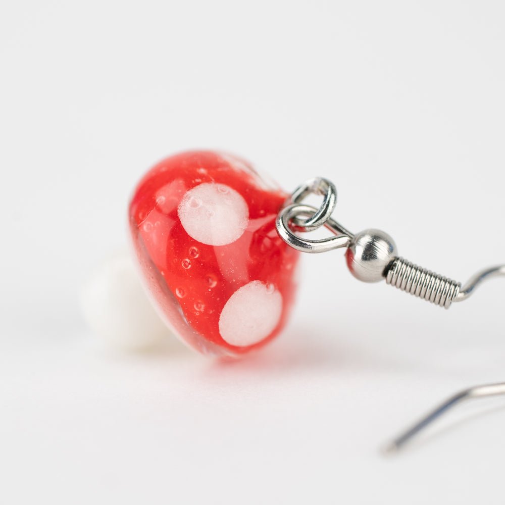 Dangle Earrings - Red Mushroom - Handmade Glass Beads - Unicorne Beads