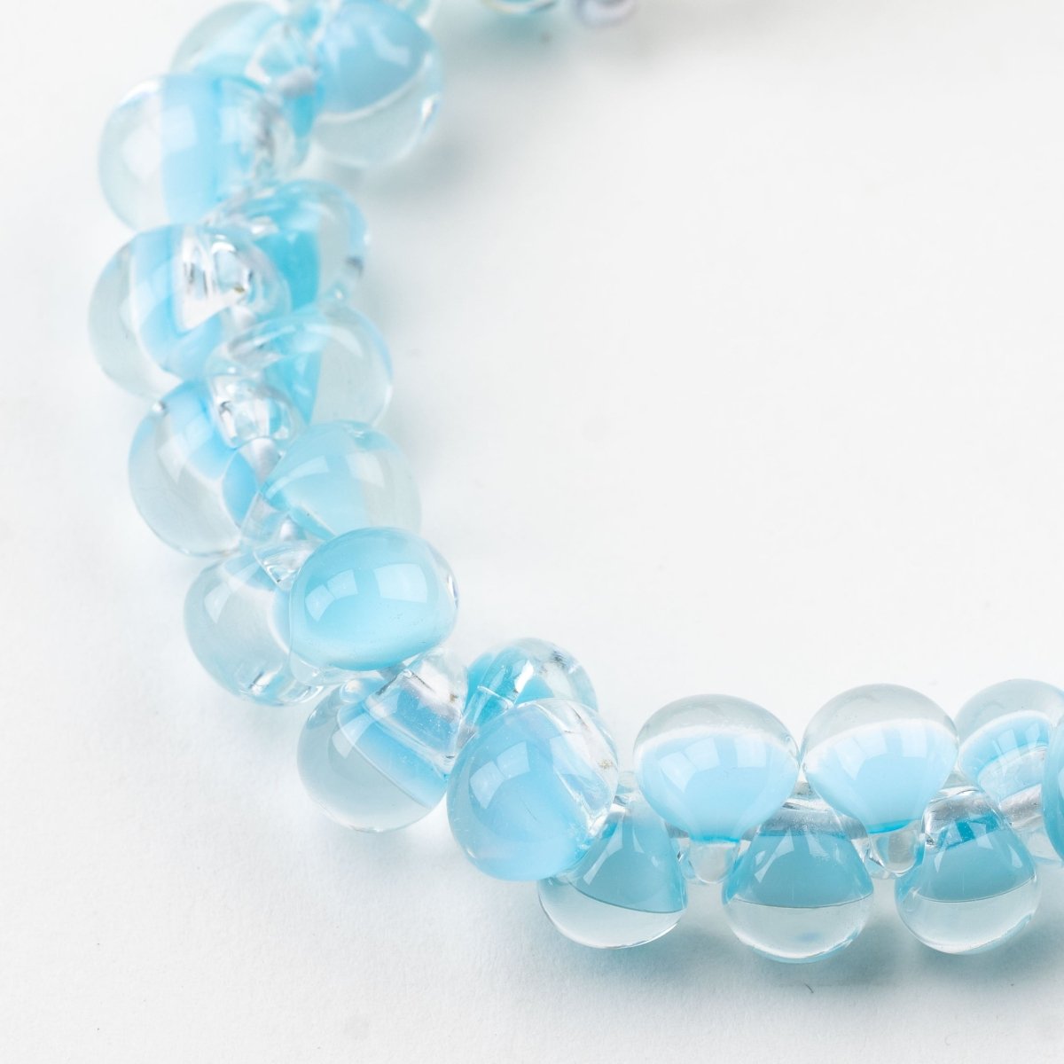 Teardrop Beads - Light Blue - Premium Glass Beads - Unicorne Beads